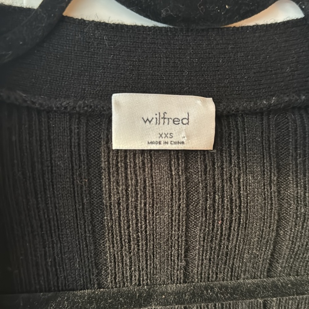 Wilfred Thai Cardigan - Picture 5 of 10